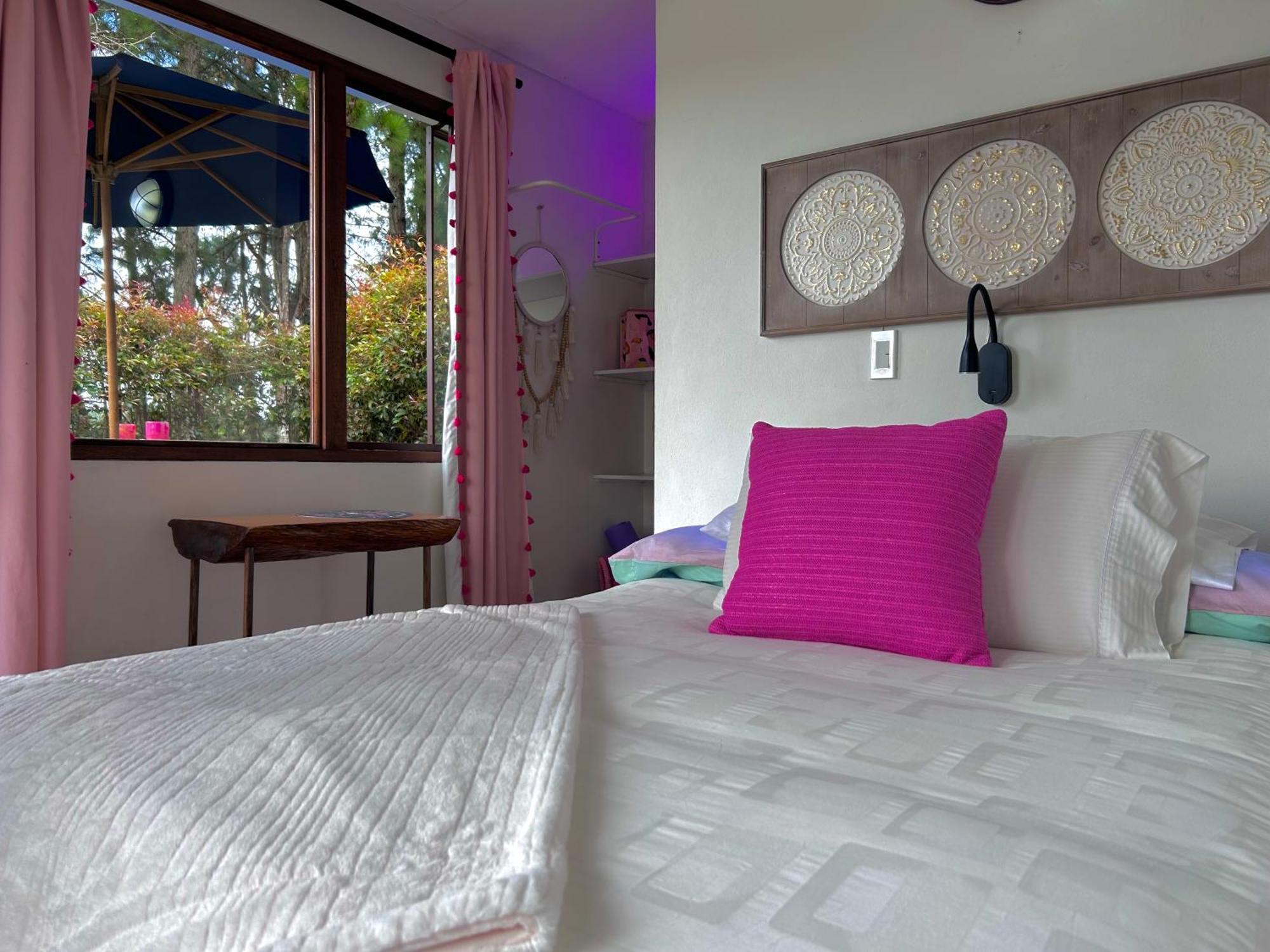 El Trebol Guest House Guatapé Eksteriør bilde