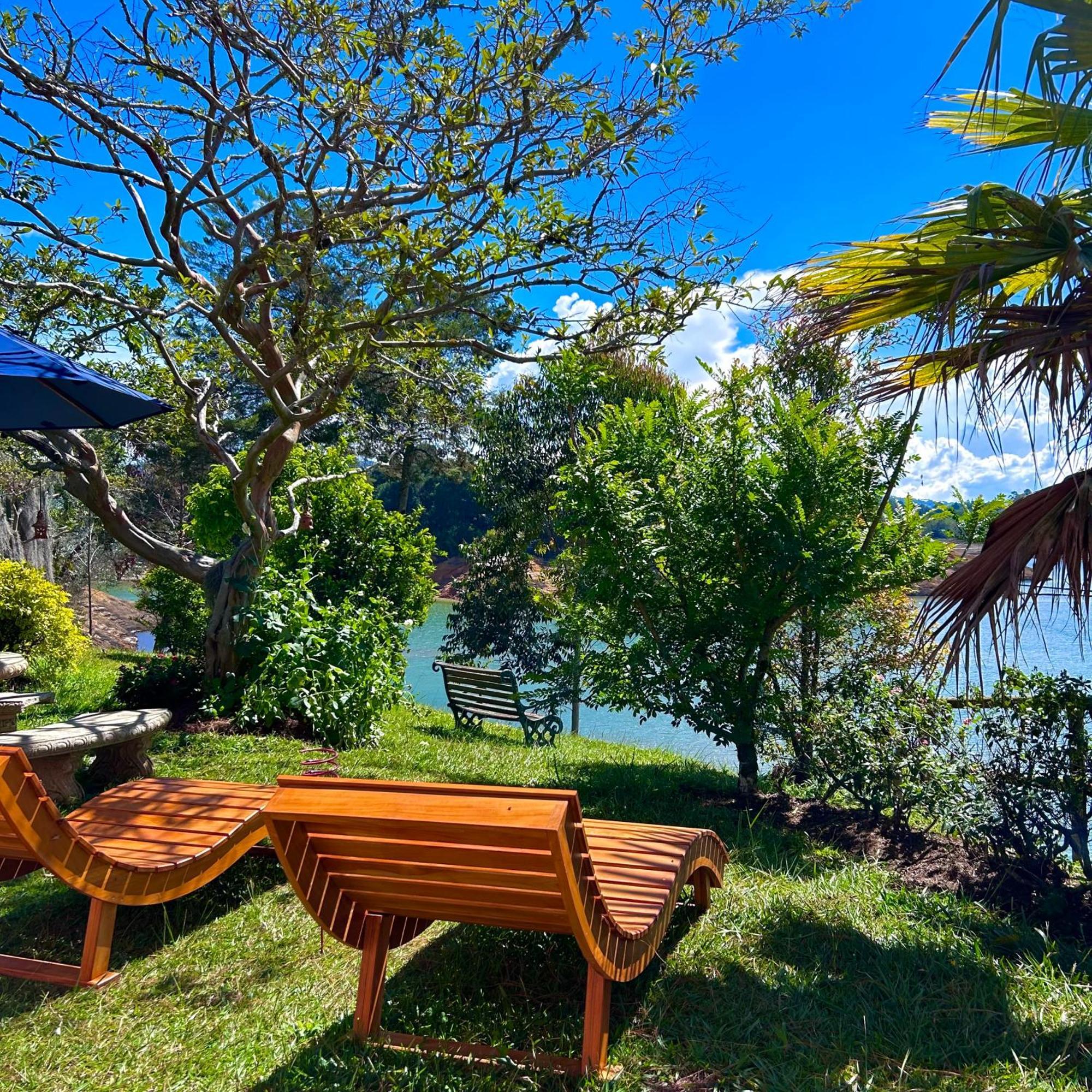 El Trebol Guest House Guatapé Eksteriør bilde
